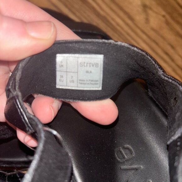 Strive Isla Sandals - Picture 5 of 5